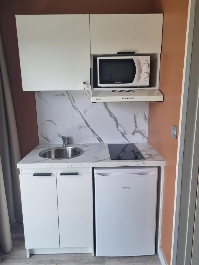 Kyriad Angouleme Nord Champniers- Hotel & Residence Экстерьер фото
